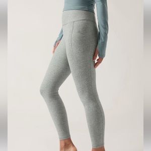 Women Athleta Salutation Pocket II Softluxe Tights Leggings Yoga Gym Size Small